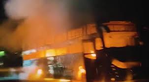 Fire in Jaisalmer-Ahmedabad sleeper bus, 8 injured, 1 dead hindi news latest news khabaragali 