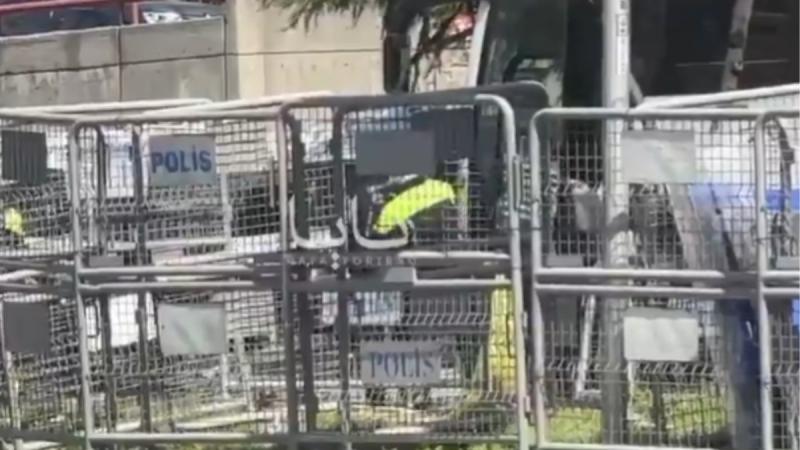 Fierce shooting near Israeli embassy, ​​3 killed, 2 police officers injured hindi news big news khabargali 