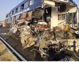 6 killed, 26 injured in a horrific accident on Mumbai-Agra Highwaymumbai hindi news khabargali 