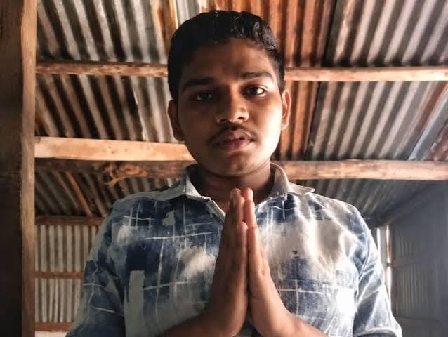 18-year-old NEET aspirant commits suicide; apologizes to mother in a video message. hindi news latest news klhabargali 
