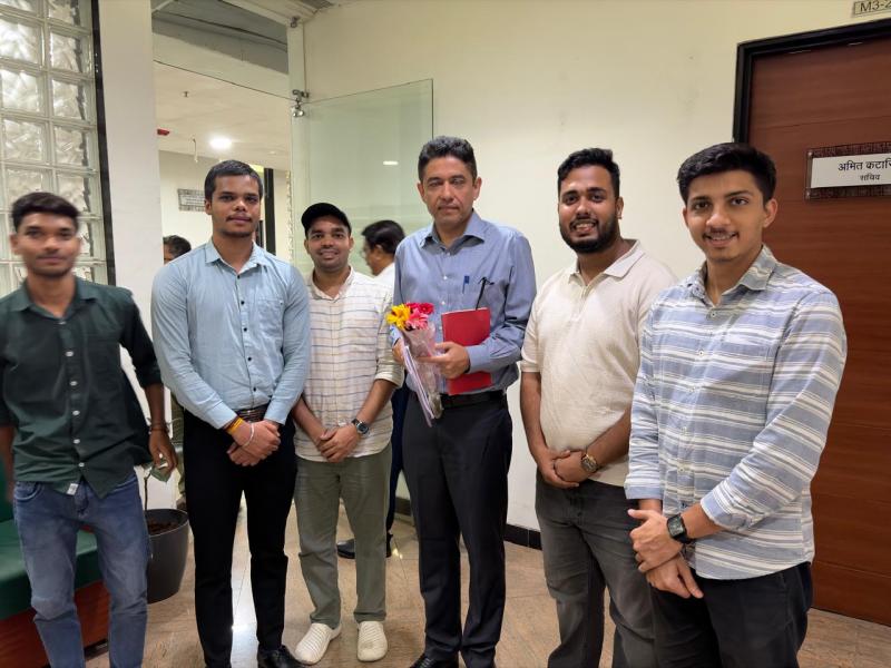 Raipur: Paving the way for increase in stipend of doctors in Chhattisgarh, Health Secretary assures issuance of order soon. IMA MSN meets Health Secretary Amit Kataria; Doctors' honorarium to be increased soon. Indian Medical Association Medical Students Network, Convener Shahdil Khusroo, Joint Secretary Devendra Nirala, Piyush Singh, Ravi Shankar Singh, Piyush Sahu, Pranjal Shukla and Shubh Sharma, Khabargali