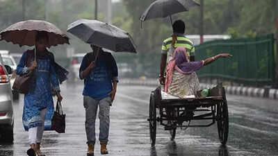 Heavy rainfall returns to Chhattisgarh  Orange alert issued for 18 districts and Yellow alert for 24 districts Chhattisgarh News hindi News khabargali 