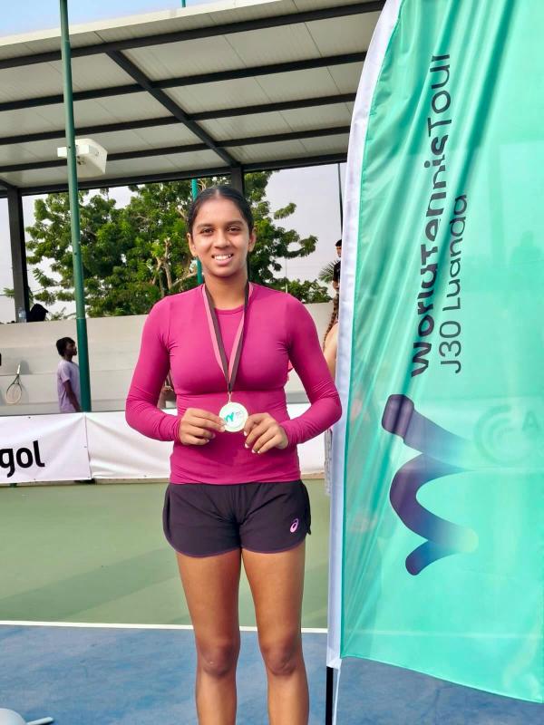 Tanishka Bhatnagar, ITF J30 Luanda, ITF World Tennis Tour Juniors, Raipur Tennis Player, AITA Ranking, International Tennis, Angola Tennis Tournament, Chhattisgarh Tennis Player, Daughter of Raipur, ITF Junior Tennis, AITA Under-18 Ranking, Khabargali