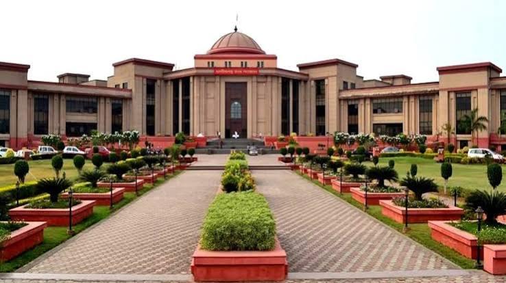  The High Court ruled that a married daughter is also entitled to compassionate appointment and ordered the rural bank to grant the appointment within 90 days. bilaspur hindi news khabargali 