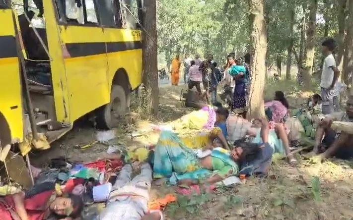 Financial assistance of 5 lakh each for those who died and 50,000 each for those injured in the Manendragarh bus accident has been announced latest News big news khabargali 