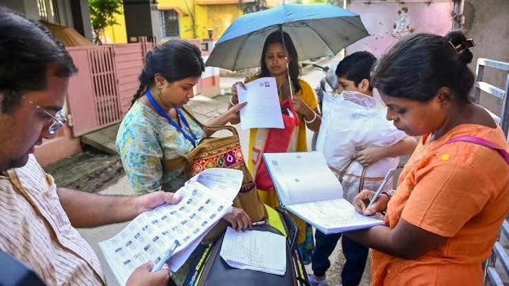 Search for 19 lakh voters in Chhattisgarh begins; BLOs will visit homes to collect information. raipur chhattisgarh hindi news khabargali 